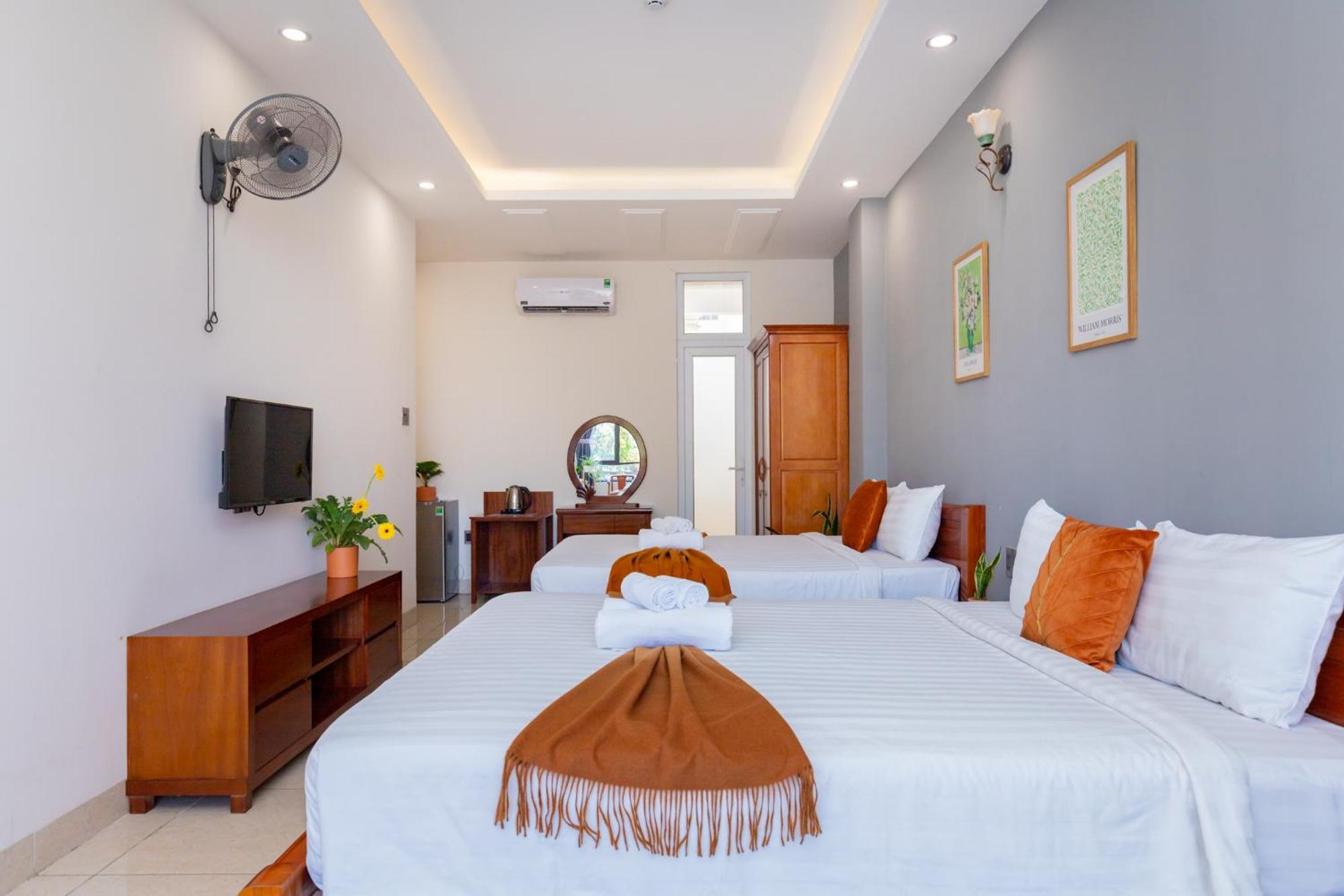 Prague Hotel Vung Tau Bagian luar foto