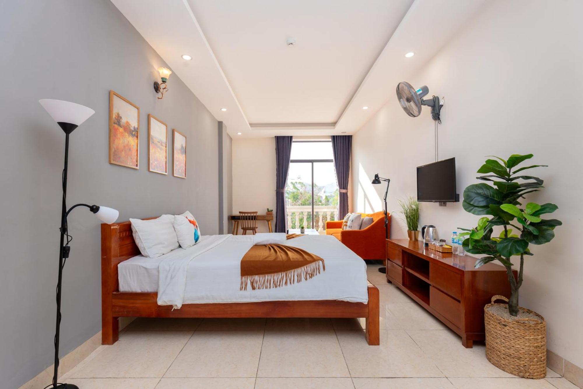 Prague Hotel Vung Tau Bagian luar foto