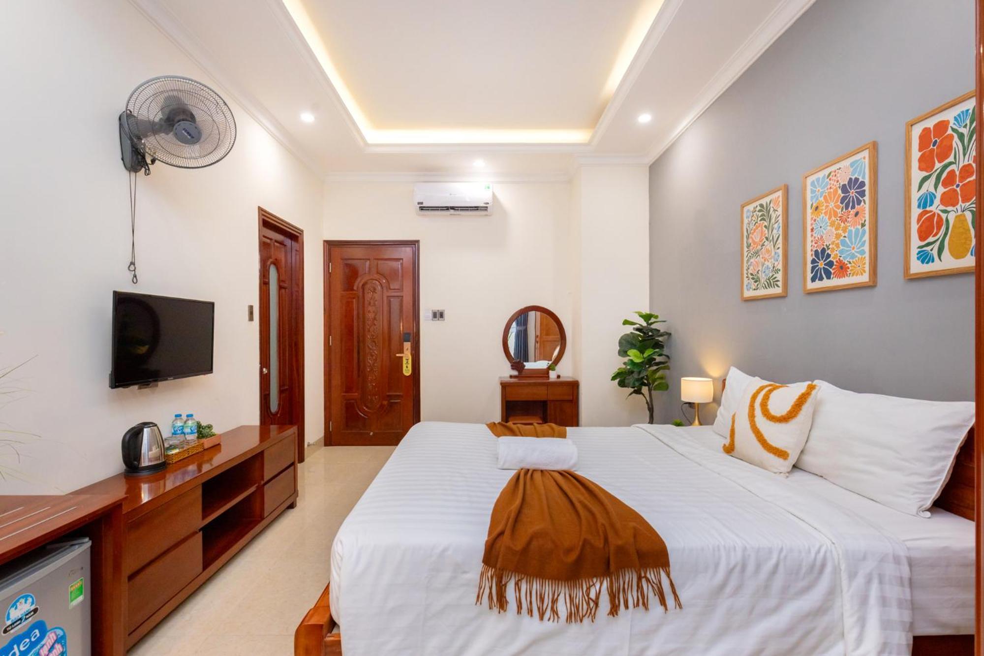 Prague Hotel Vung Tau Bagian luar foto