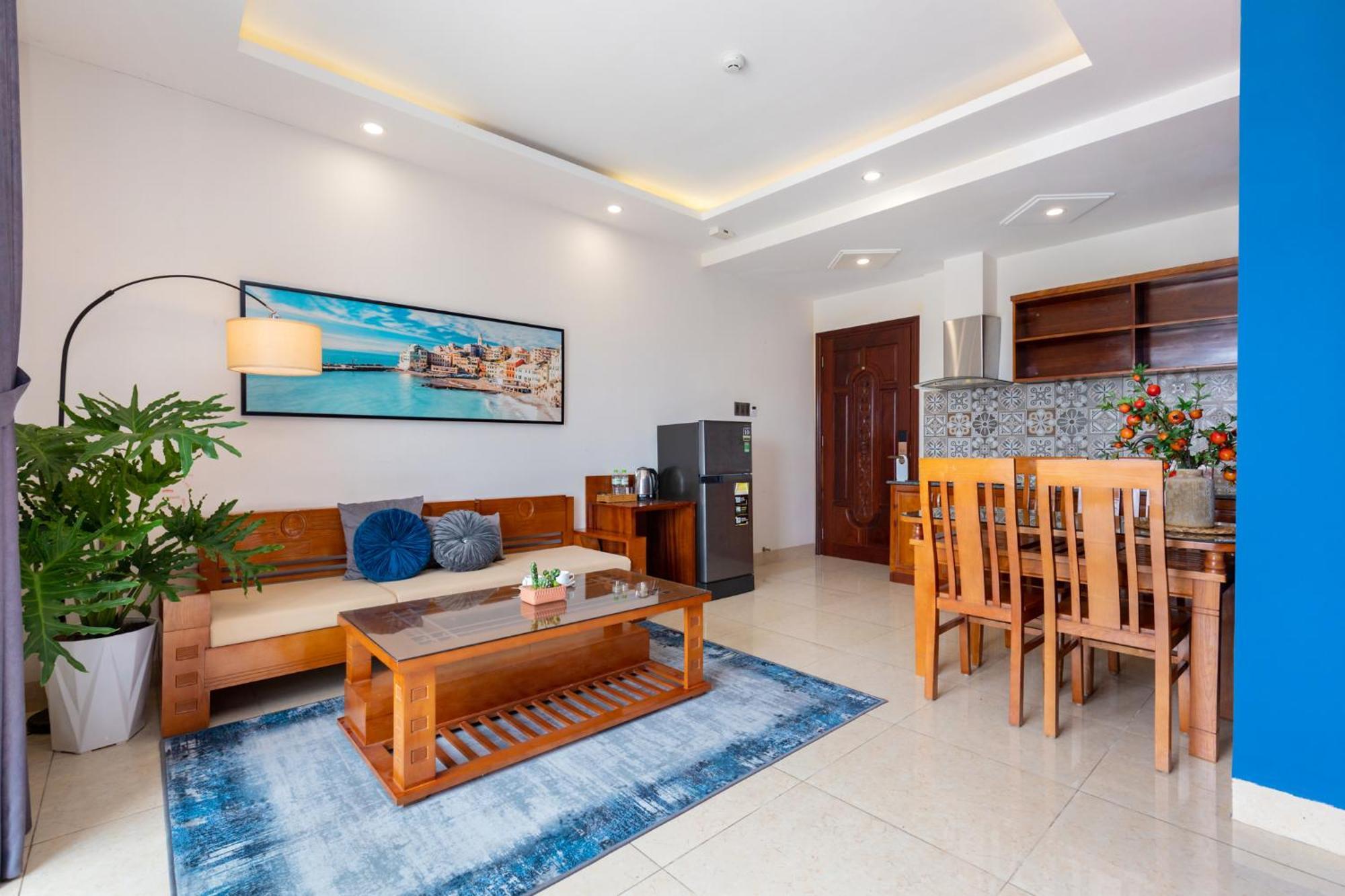 Prague Hotel Vung Tau Bagian luar foto
